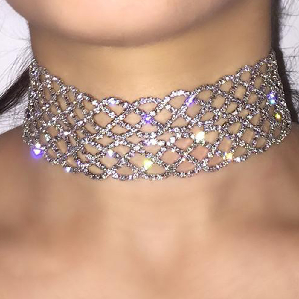 Women'S Accessories Amazon - Women's Collared Necklace with Shining Rhinestones