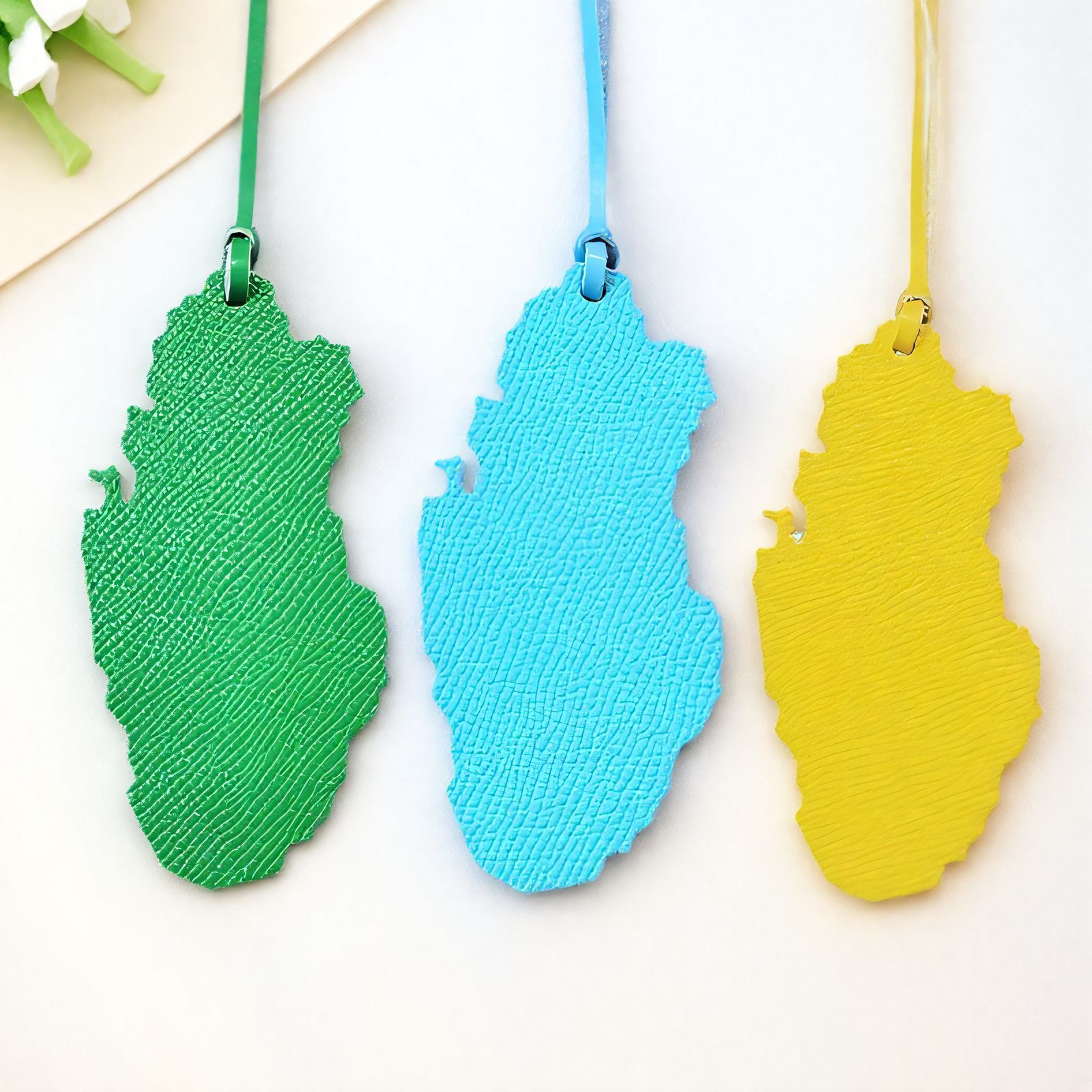 1pc Qatar Map Shaped PU Leathe - đánh giá và giá Women Accessories Qatar